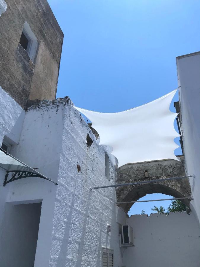 Hotel Chicchisanti Castrignano del Capo Zewnętrze zdjęcie