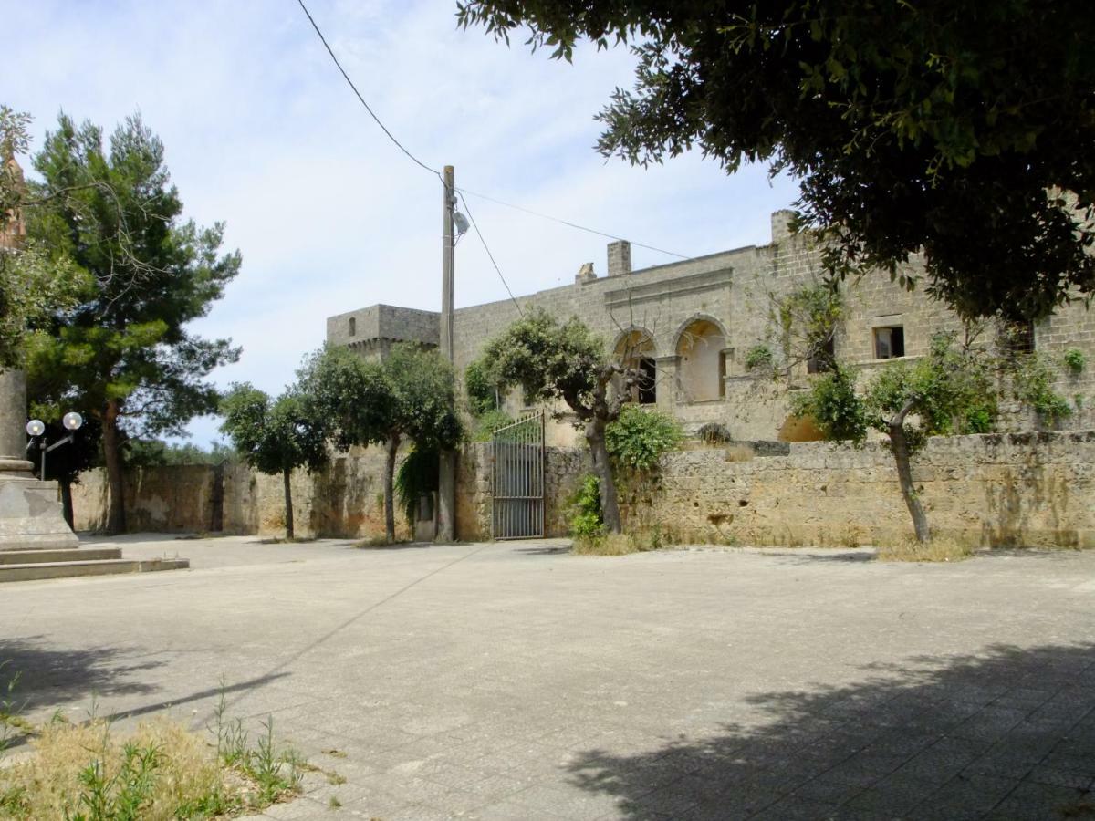 Hotel Chicchisanti Castrignano del Capo Zewnętrze zdjęcie